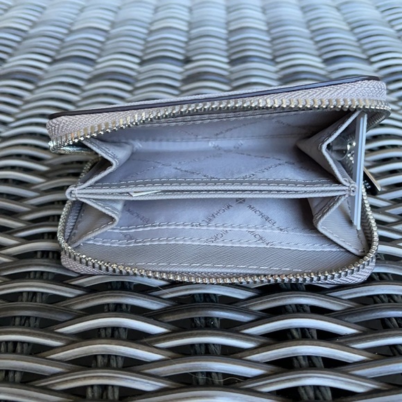 Michael Kors Medium Zip Around Card Case In Bright White - Picture 12 of 16